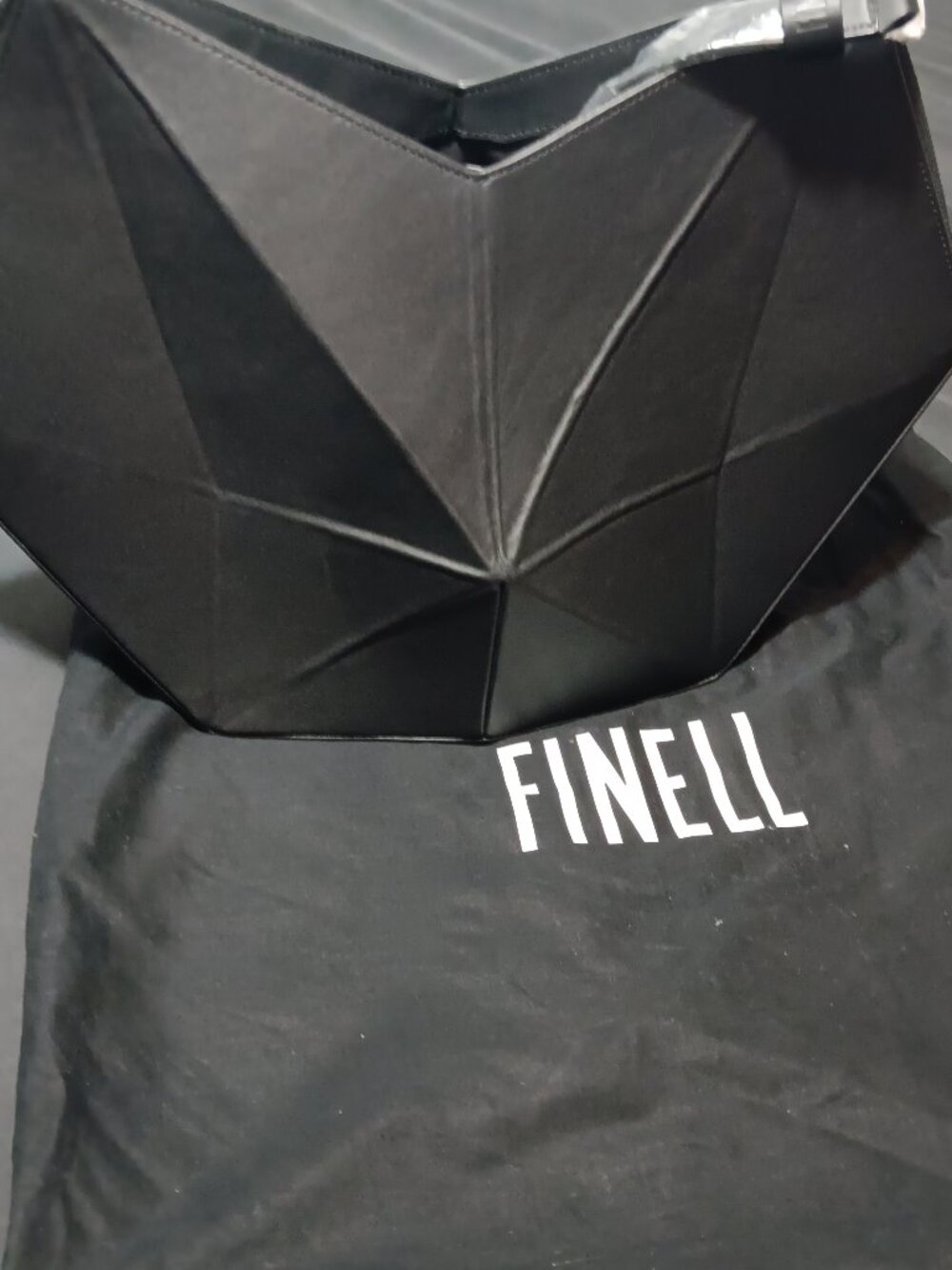 Black Finell RAE Shoulder Bag